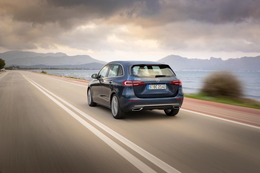  Mercedes-Benz B200 Progressive (W247) 2019 года  (WW) (фото 3 из 56)